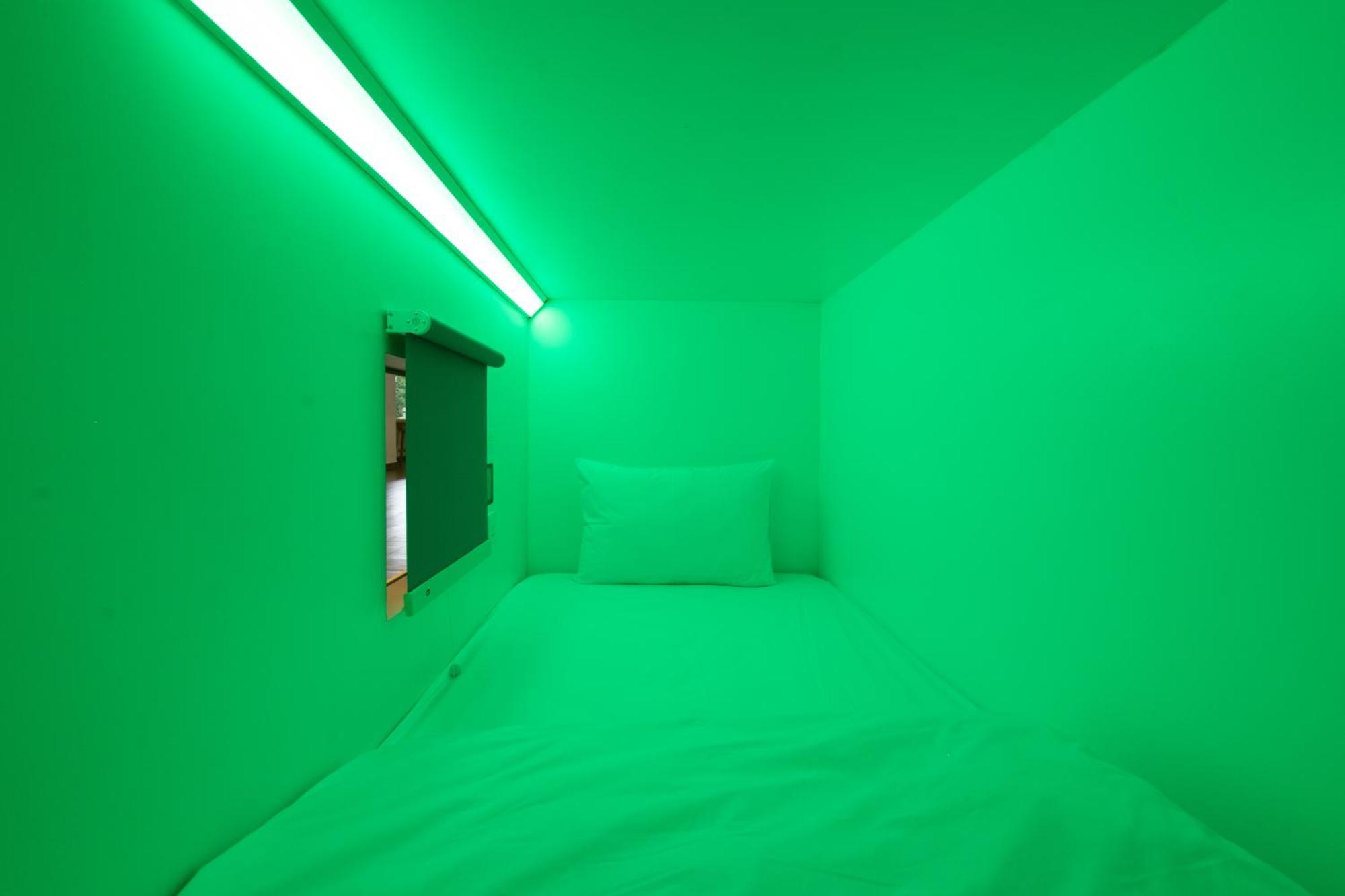 Bobopod Alun-Alun, Malang Hotell Exteriör bild